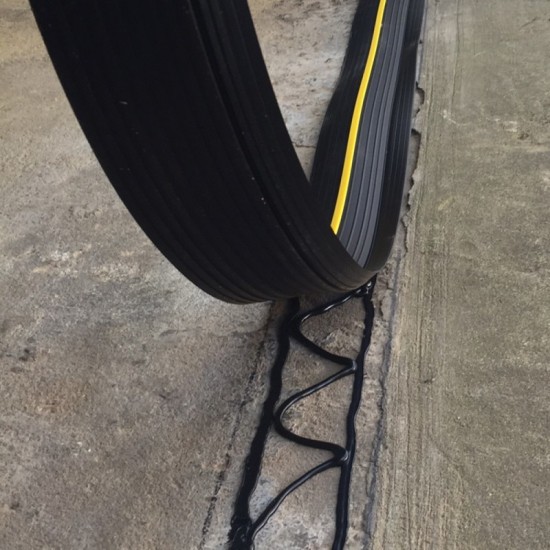 2.6m Garage Door Weather Defender Floor Threshold Seal Kit 2.6m Garage Door Weather Defender Floor Threshold Seal Kit