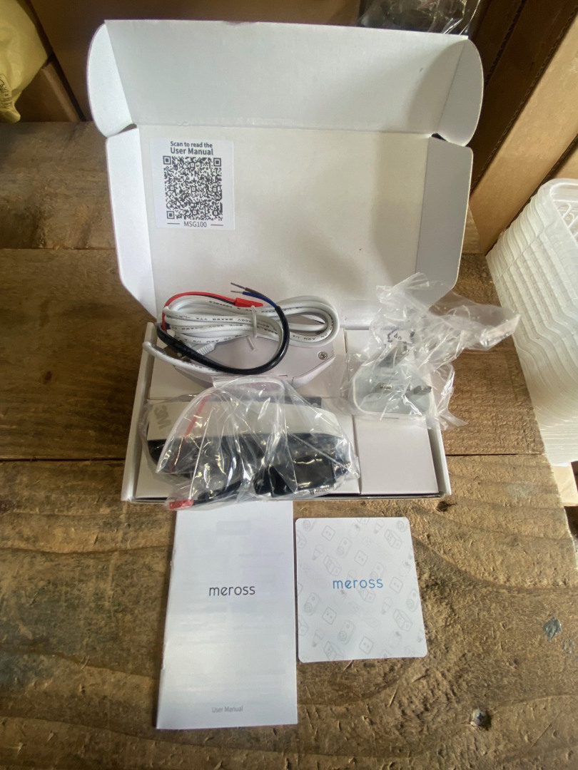 Meross Smart Wi-Fi Garage Door Opener - Alexa Compatible