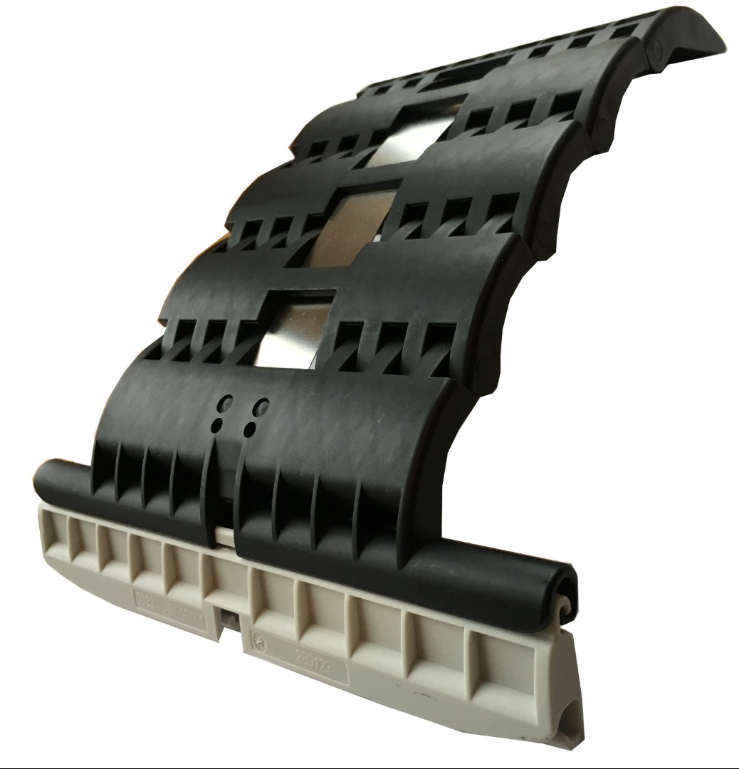 ALUROLL Roller Door Shutter Locking Strap 77mm Lath ALU77M ALUROLL Roller Door Shutter Locking Strap 77mm Lath ALU77M