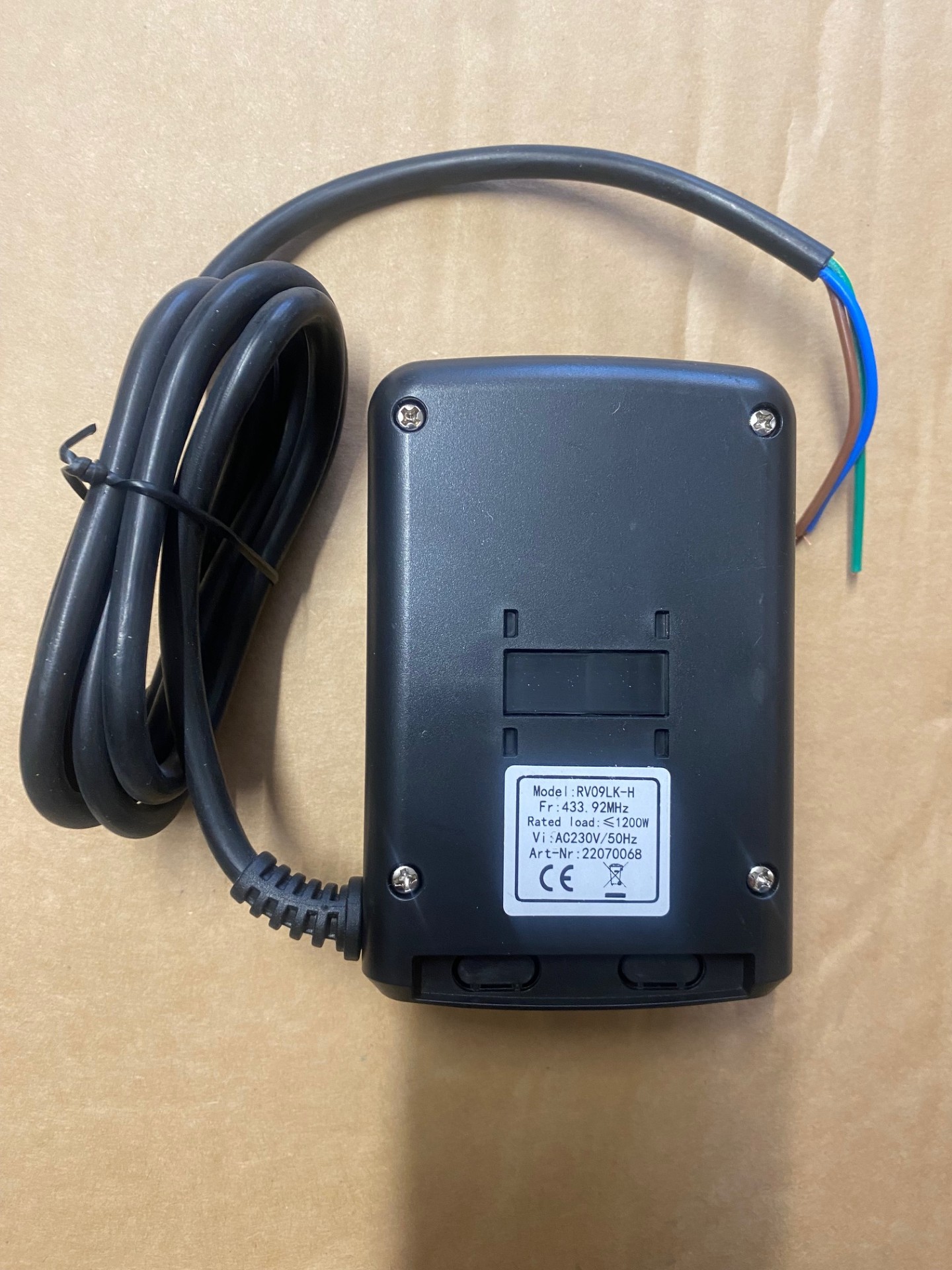 Link Controls Euro Receiver V2 Remote Control Unit & 2 Handsets Link Controls Euro Receiver V2 Remote Control Unit & 2 Handsets